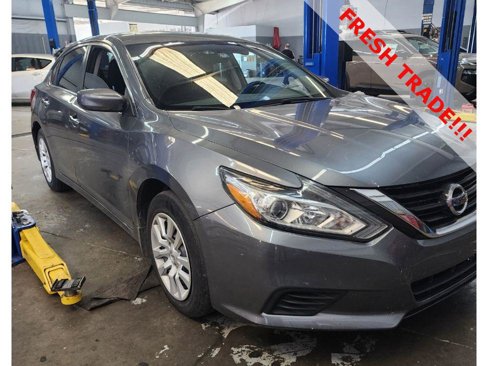 Used 2017 Nissan Altima 2.5 S w/ Power Driver Seat Package image 3