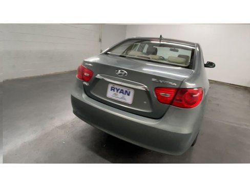Used 2010 Hyundai Elantra GLS image 8