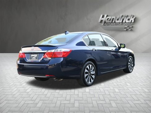 Used 2015 Honda Accord Touring image 9
