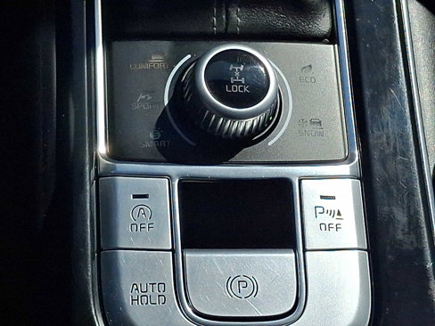 Used 2020 Kia Telluride LX image 26