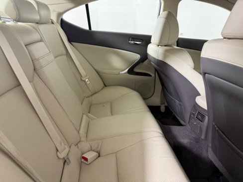 Used 2011 Lexus IS 250 image 34
