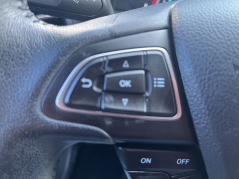 Used 2018 Ford EcoSport SE w/ SE Convenience Package image 13