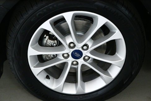 Used 2020 Ford Fusion SE image 37