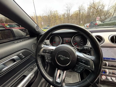 Used 2020 Ford Mustang Premium image 18