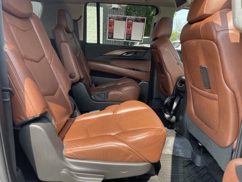 Used 2018 Cadillac Escalade ESV Premium Luxury w/ LPO, Radiant Package image 27