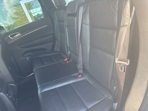 Used 2020 Jeep Grand Cherokee Limited image 11