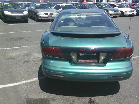 Used 1996 Pontiac Sunfire SE image 9