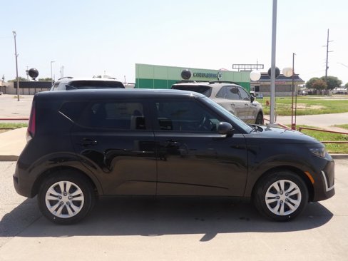 New 2025 Kia Soul LX image 5