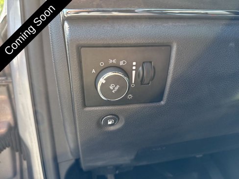 Used 2018 Jeep Grand Cherokee Limited w/ Trailer Tow Group IV image 11