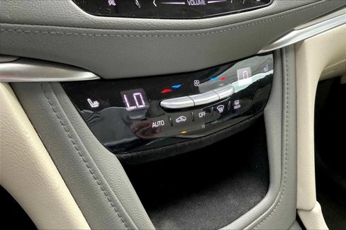 Used 2017 Cadillac XT5 Luxury w/ Driver Awareness Package image 33