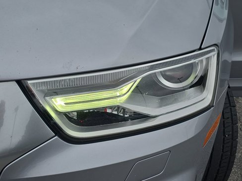 Used 2018 Audi Q3 2.0T Premium w/ Convenience Package image 30