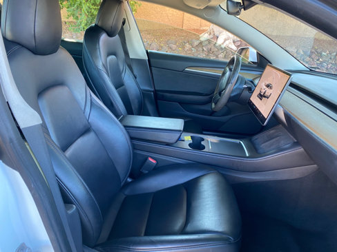 Used 2022 Tesla Model 3 image 38