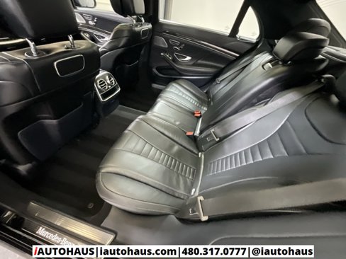 Used 2019 Mercedes-Benz S 560 Sedan image 20