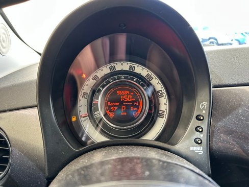 Used 2015 FIAT 500 Pop image 12