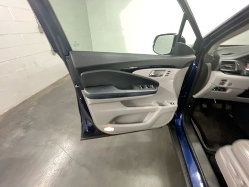 Used 2017 Honda Ridgeline RTL-E image 23