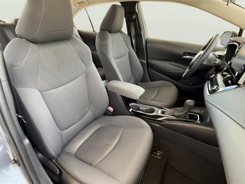 Used 2020 Toyota Corolla LE image 27