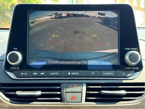 Used 2024 Nissan Altima 2.5 SV image 20