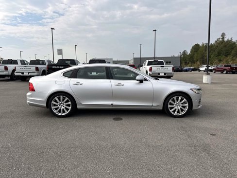 Used 2018 Volvo S90 T6 Inscription image 3