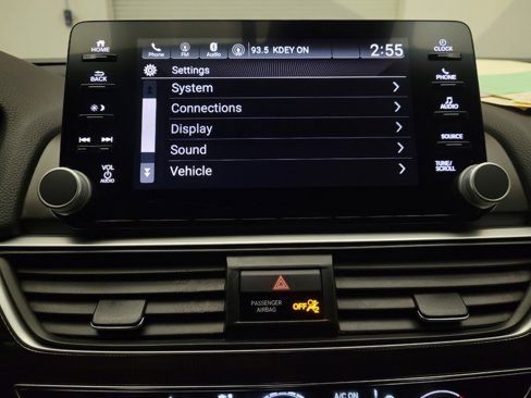 Used 2018 Honda Accord Sport image 25