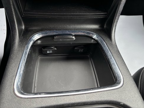 Used 2018 Dodge Grand Caravan GT image 37