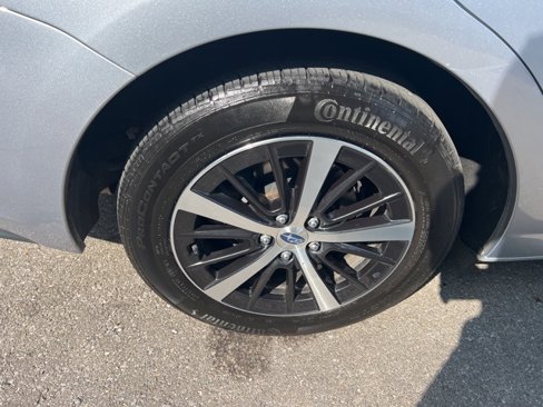 Used 2022 Subaru Impreza 2.0i Premium image 4