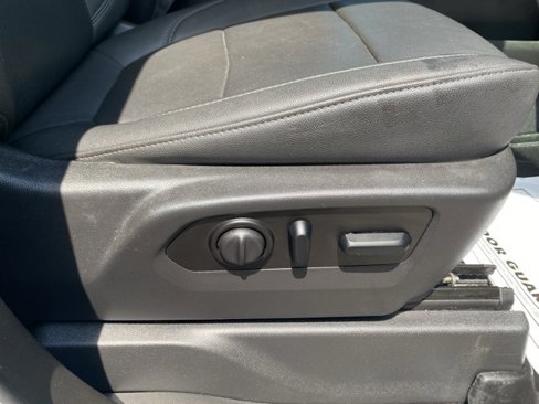 Used 2021 Chevrolet Silverado 2500 LTZ w/ LTZ Plus Package image 33