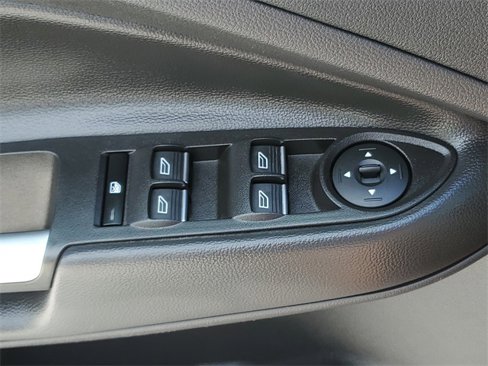 Used 2017 Ford Escape SE w/ Equipment Group 201A image 22
