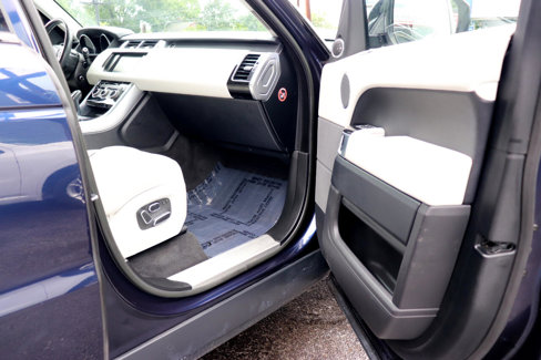 Used 2015 Land Rover Range Rover Sport HSE image 15