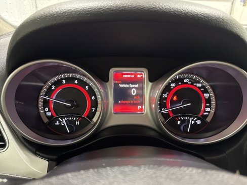 Used 2020 Dodge Journey SE w/ Blacktop Package image 17