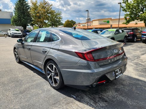 Used 2022 Hyundai Sonata SEL Plus w/ Preferred Accessory Package image 3