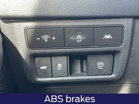 Used 2021 Hyundai Sonata SE image 18