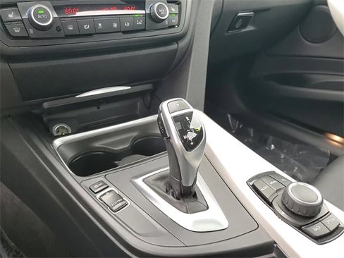 Used 2014 BMW 328i Gran Turismo xDrive image 18