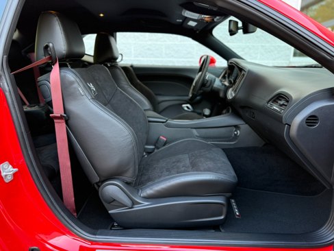 Used 2022 Dodge Challenger R/T Scat Pack image 36