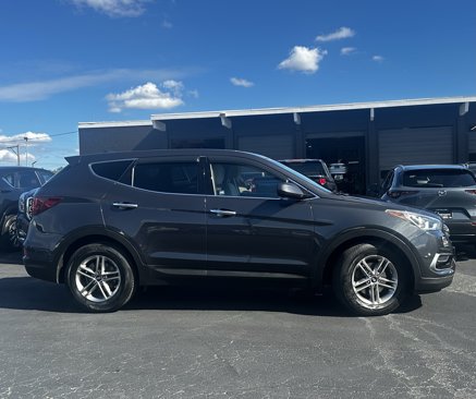Used 2017 Hyundai Santa Fe Sport w/ Cargo Package image 5