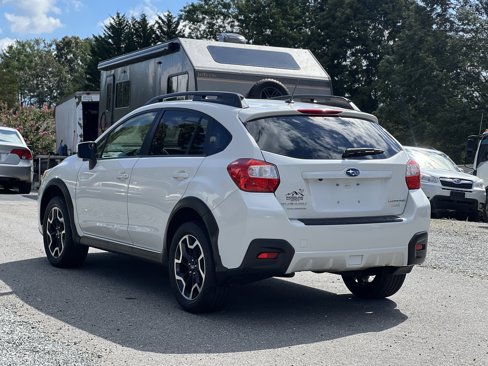 Used 2016 Subaru Crosstrek 2.0i Premium w/ Moonroof Package image 5