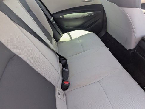 Used 2021 Toyota Corolla LE w/ Carpet Mat Package (TMS) image 13