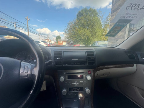 Used 2009 Subaru Legacy 2.5i Limited image 32