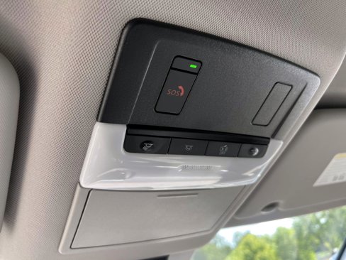 Used 2023 Nissan Rogue SV image 31