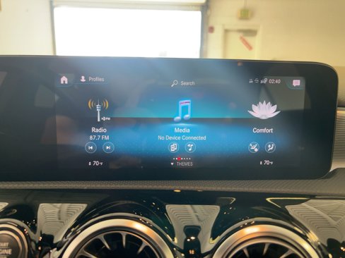 Used 2022 Mercedes-Benz A 220 image 24