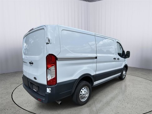 Used 2022 Ford Transit 250 Low Roof AWD image 9