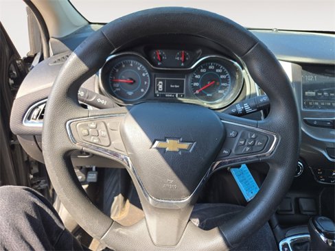 Used 2017 Chevrolet Cruze LT image 13