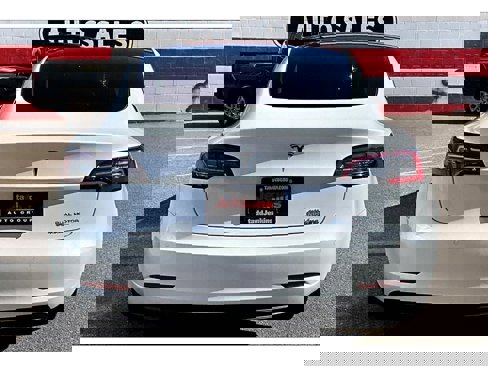 Used 2022 Tesla Model 3 Long Range image 4