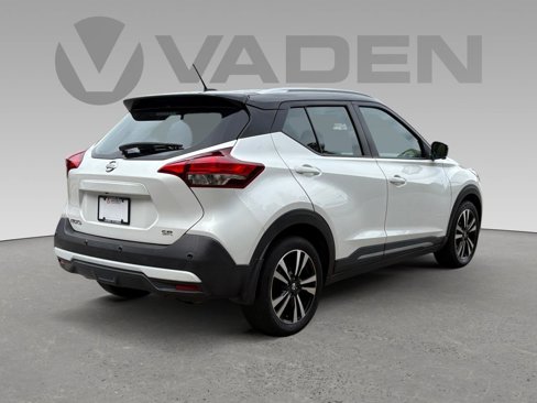 Used 2020 Nissan Kicks SR image 17