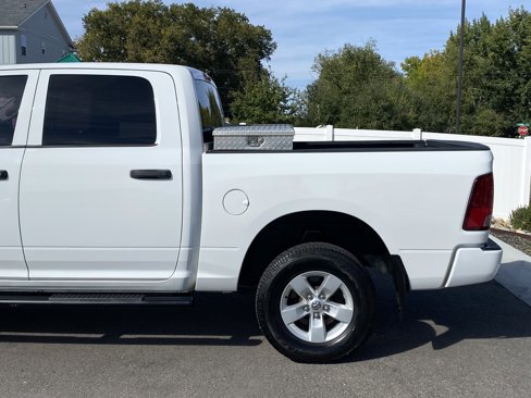Used 2014 RAM 1500 ST w/ SXT Appearance Group image 4