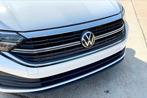 Used 2024 Volkswagen Jetta S image 27