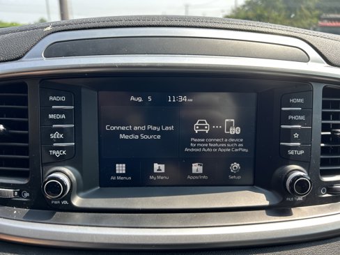 Used 2020 Kia Sorento S image 19