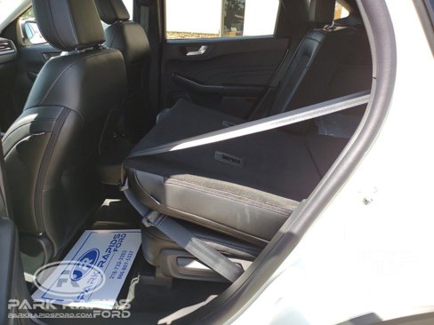 New 2025 Ford Escape SE w/ Class II Trailer Tow Package image 29