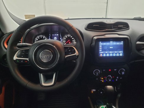 Used 2018 Jeep Renegade Sport w/ Power & Air Group image 22