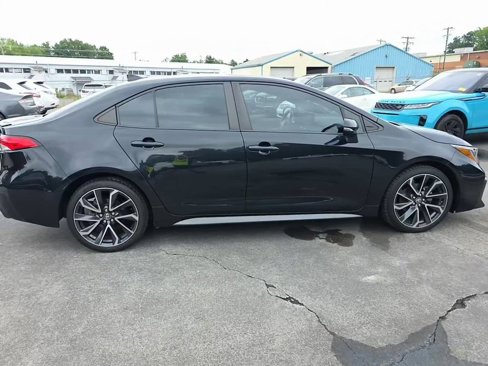 Used 2022 Toyota Corolla SE image 8