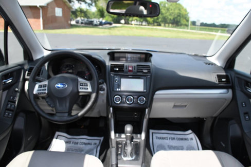Used 2015 Subaru Forester 2.5i Touring w/ Eyesight & Navigation System image 26